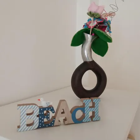 Apartment Dream On -